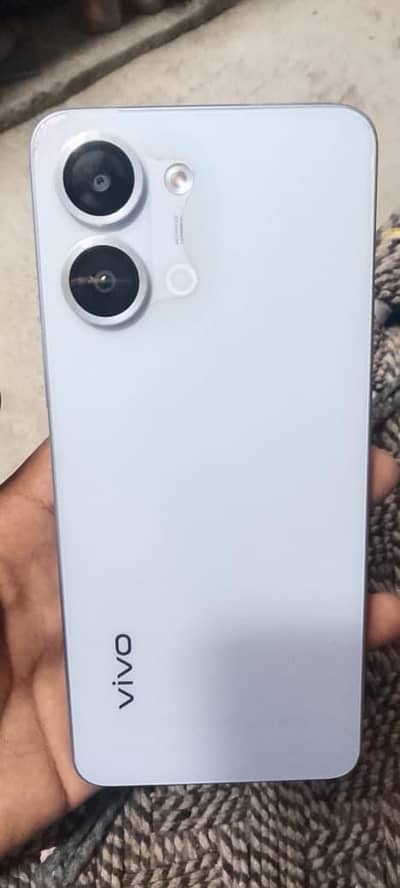 Vivo YO5 4ram 128