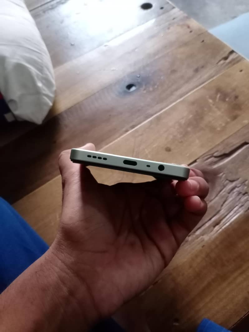 Realme Note 60x 4