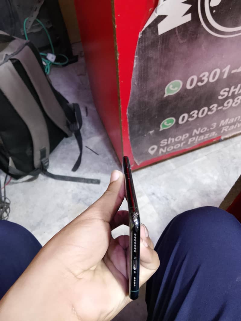Apple iPhone 11 Pro Max 1