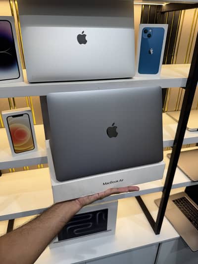 Apple Macbook pro M1  2013/2016/2017/2018/2019i9/2020 Air M1