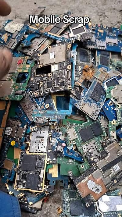 WE BUY ALL KINDS MOBILE SCRAP CIRCUITS BATTERIES CAMERAS PANELS OTHER