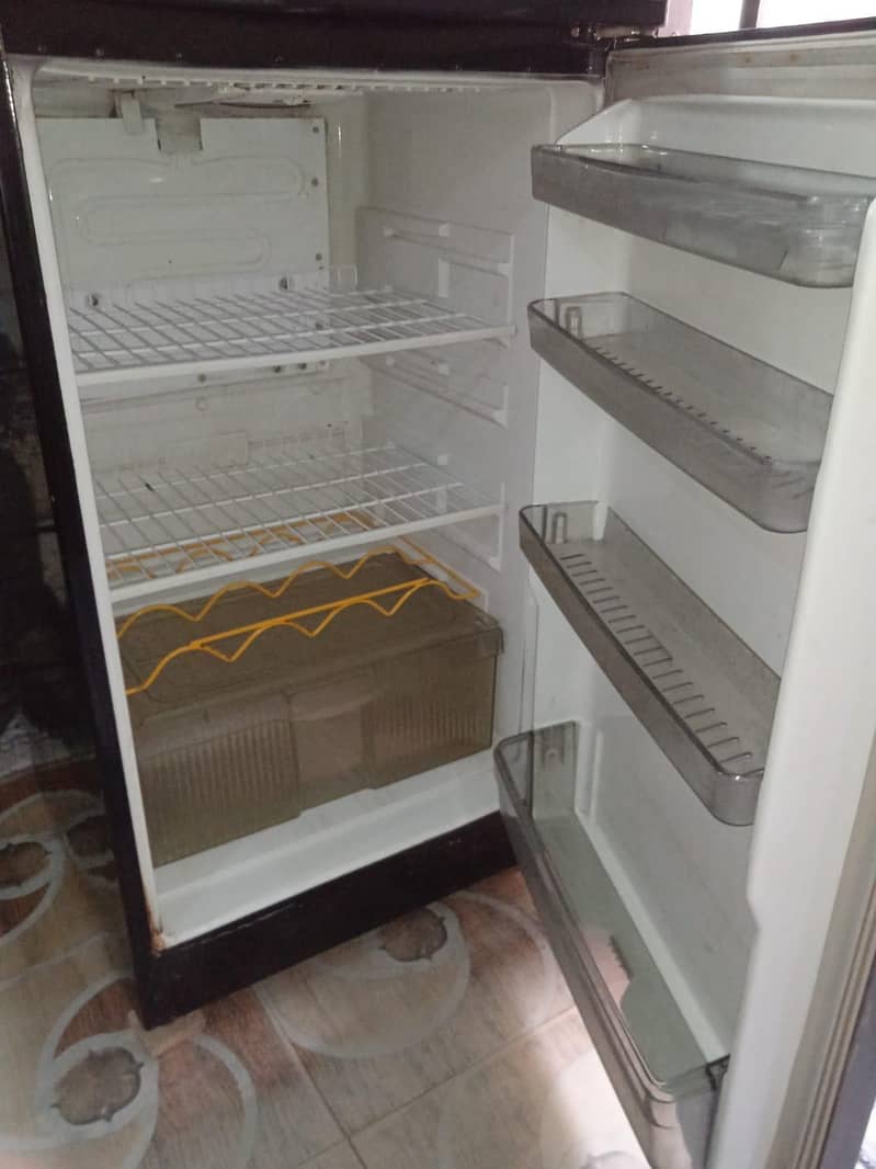 singer fridge 4