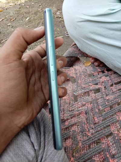 Infinix Hot 10i