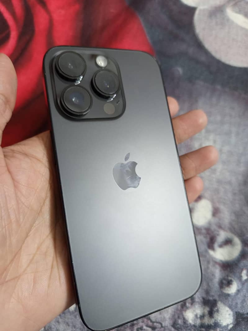 Apple iPhone 14 Pro 2