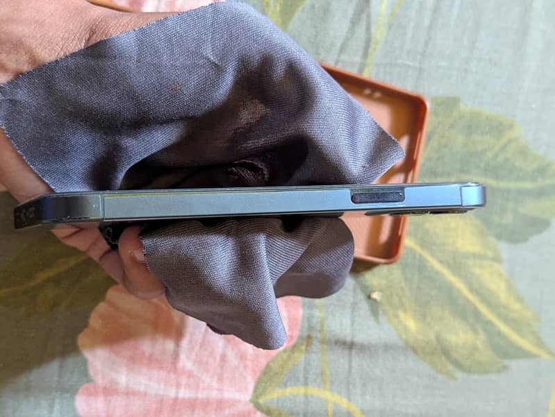 Apple iPhone 12 Pro 5