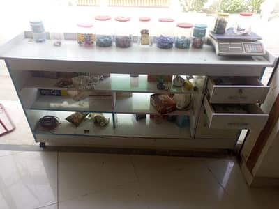 do rack laser wale six almari Ek counter Ek computer Kanda