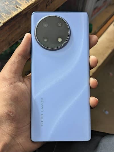 Tecno CAMON 30S