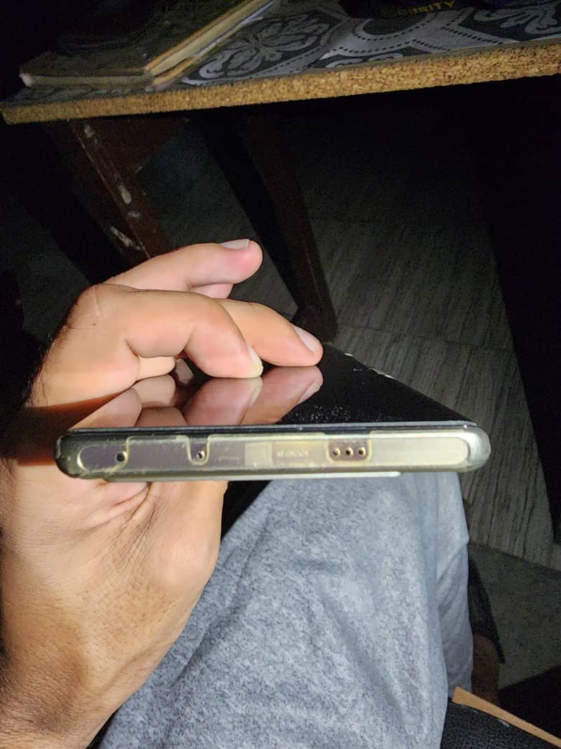 Infinix Note 40 Pro 0