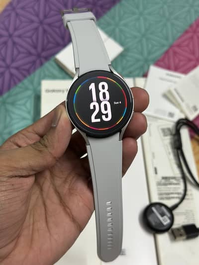 Samsung Galaxy Watch 4 44mm Silver With Complete Box