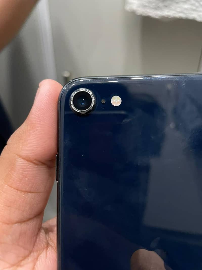 Apple iPhone SE 7