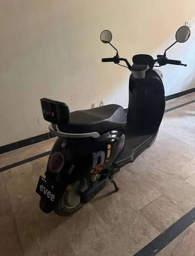 evee nisa eltrict bike for sale urgent