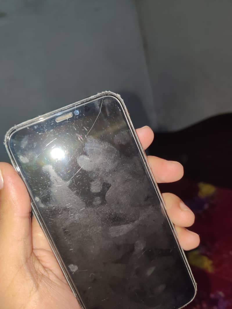 Apple iPhone 11 Pro 1