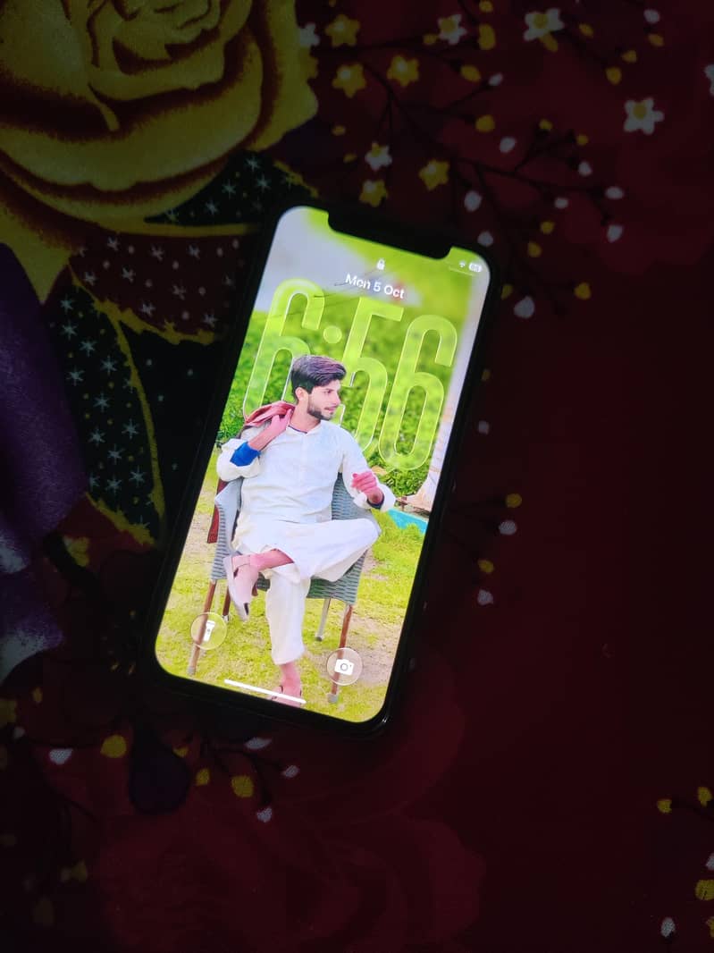 Apple iPhone 11 Pro 2