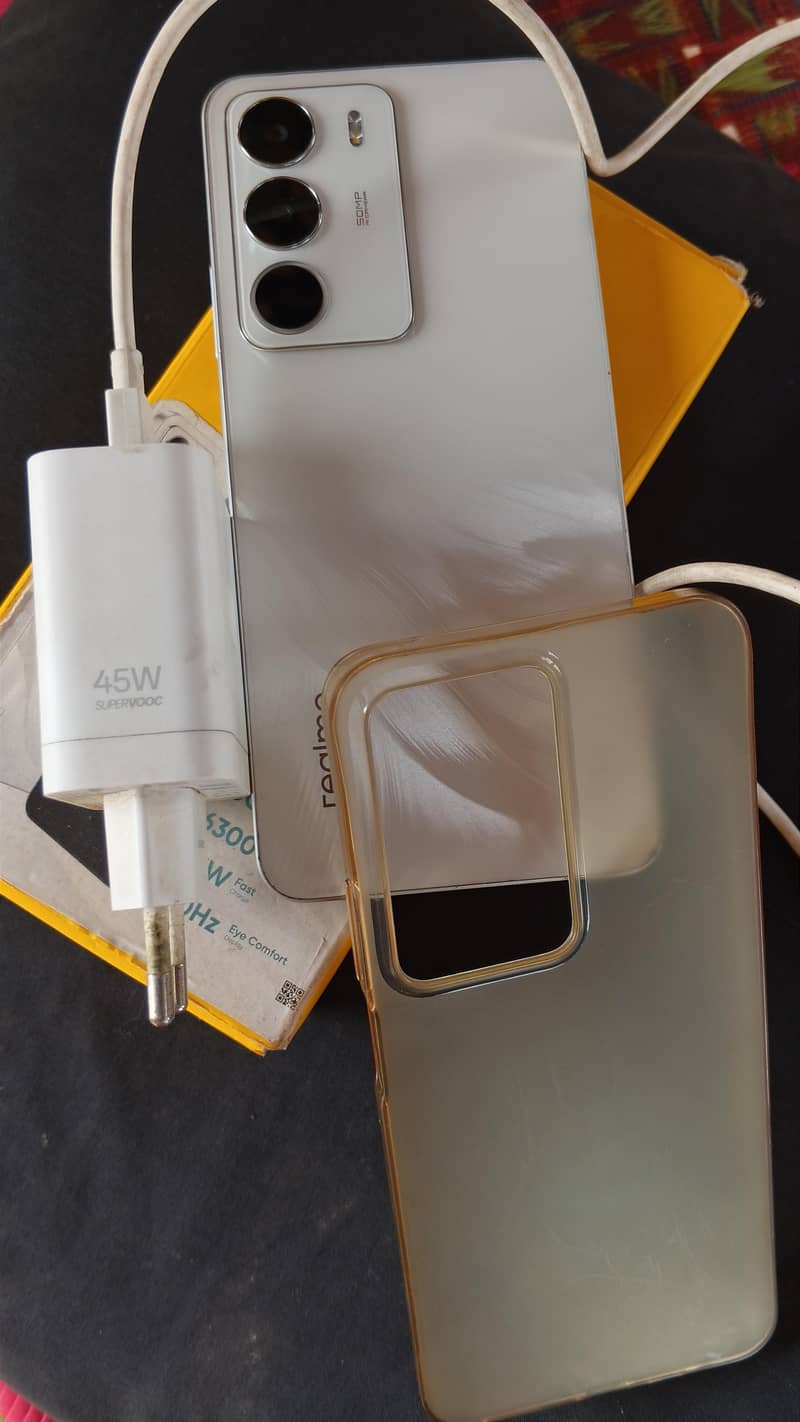 Realme C71 3