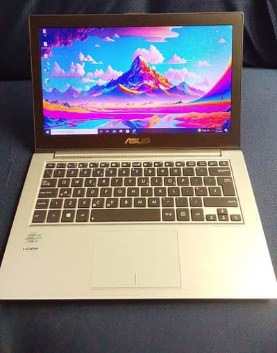 ASUS ZenBook Core i5 Laptop – Excellent Condition