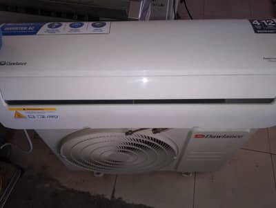 Dawlance 1. ton DC inverter original condition original gass