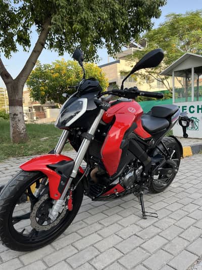 Benelli 180s | 2025 model | 2nd owner | Well maintained