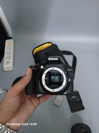 Nikon D5300 with 18-55mm lens