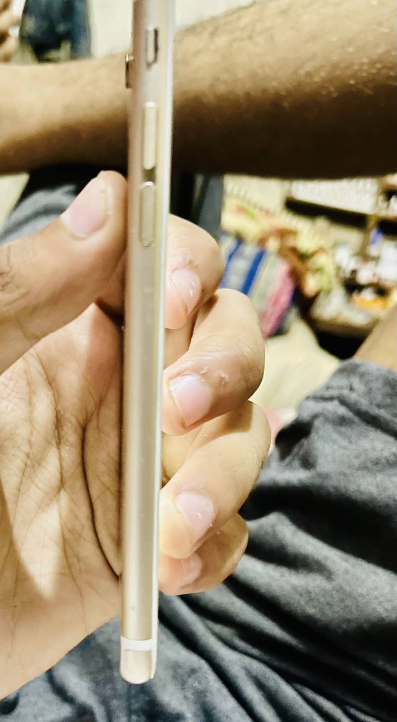 Apple iPhone 6 4