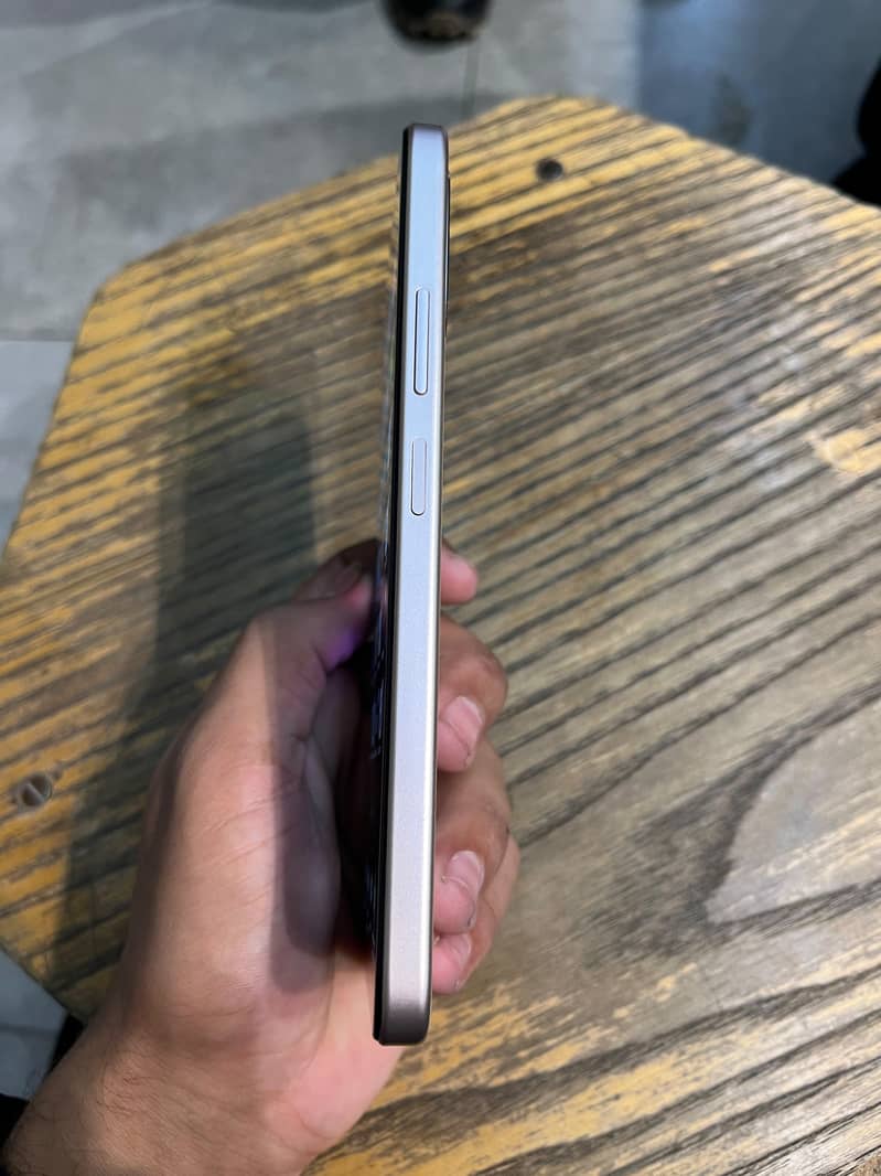 OPPO A6 5