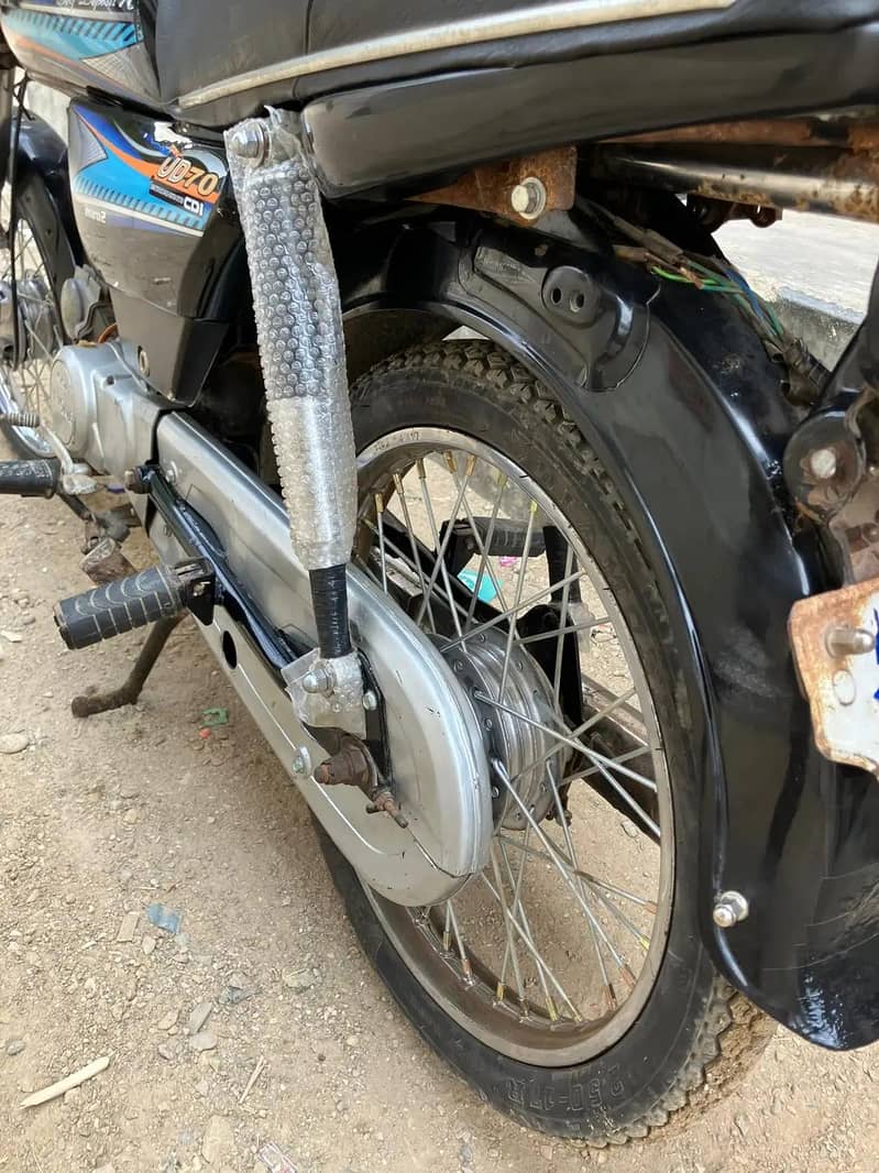 UNIQUE 2020 MODEL 6