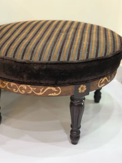Foot stool