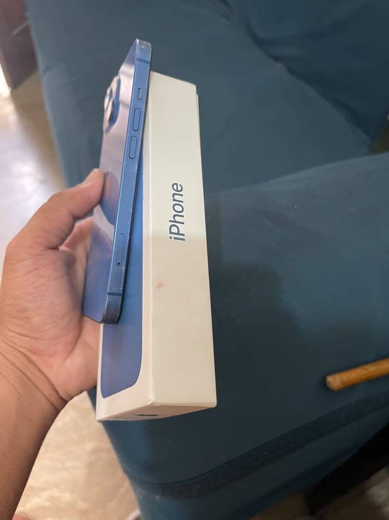 Apple iPhone 13 PTA 1