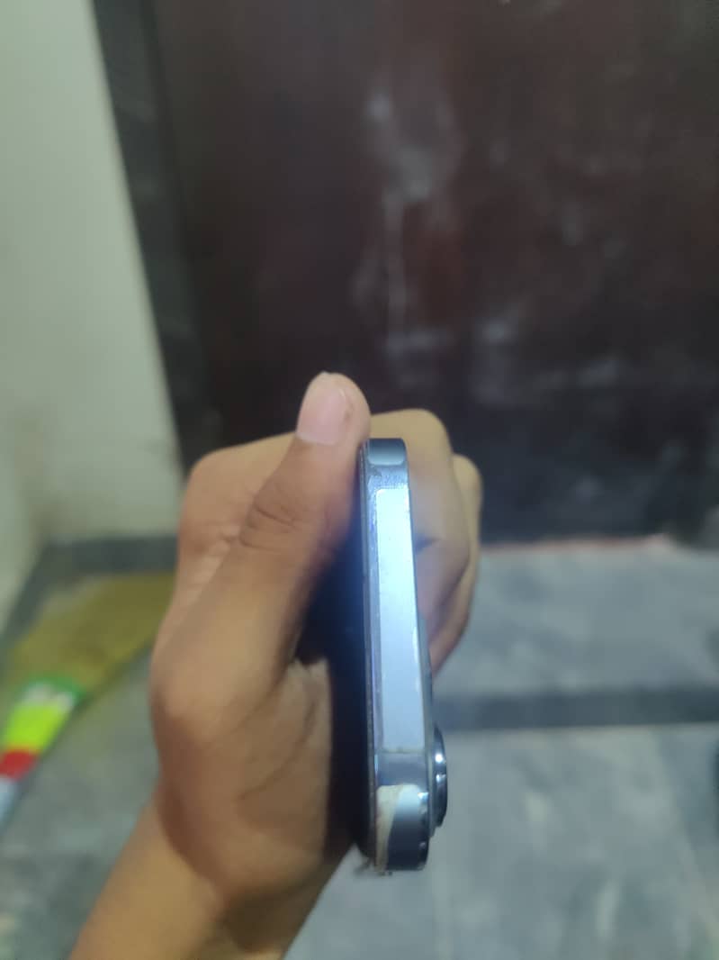 Apple iPhone 13 Pro 3