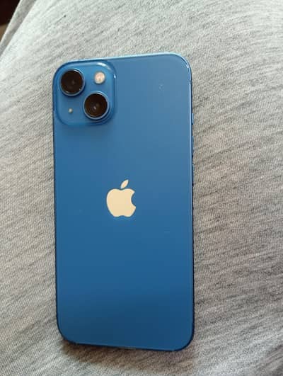 Apple iPhone 13