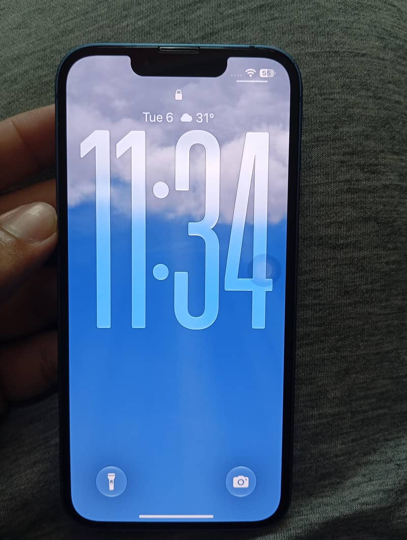 Apple iPhone 13 1