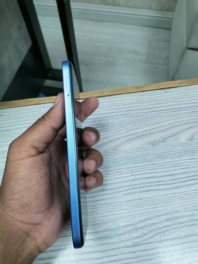 Infinix Hot 60i