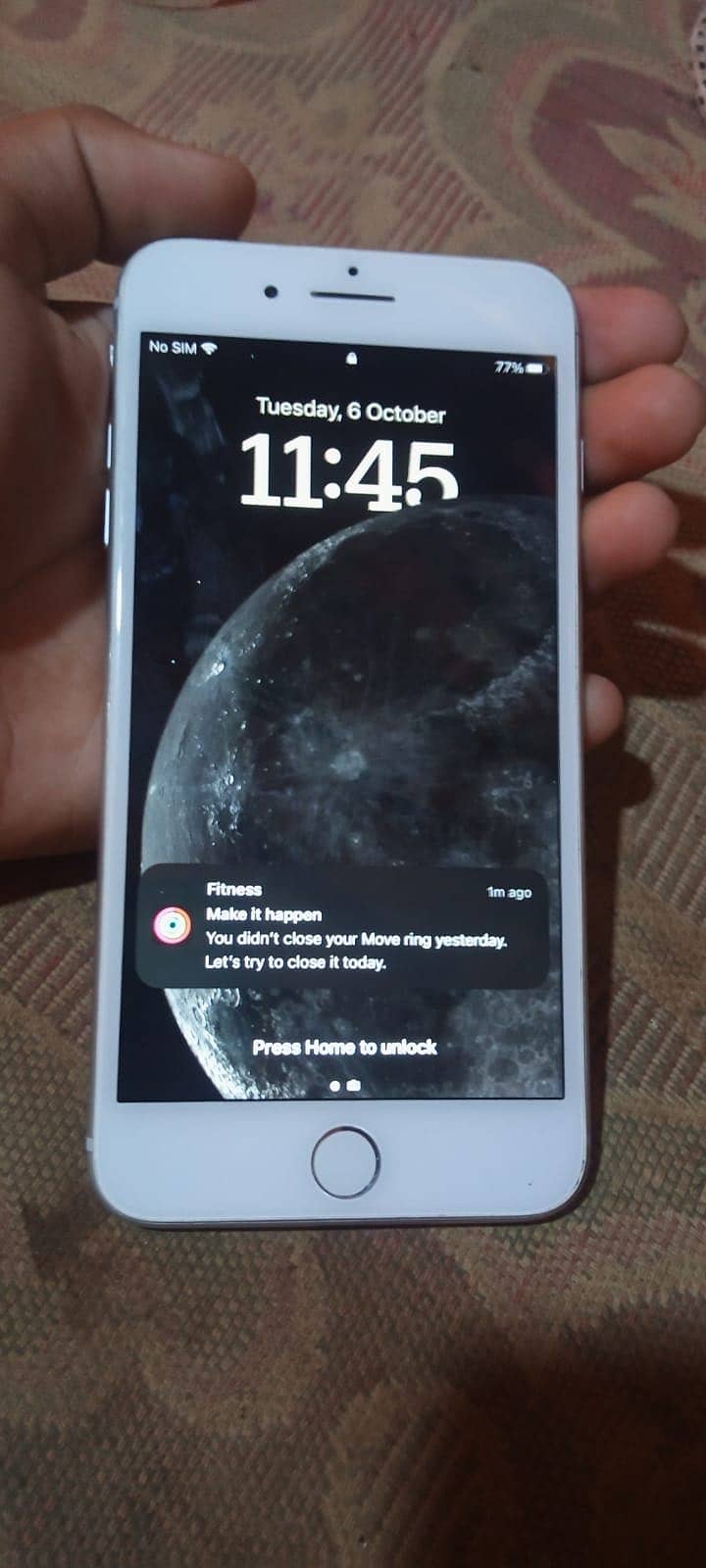 Apple iPhone 8 Plus 0