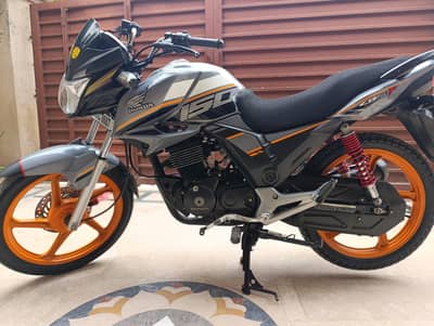 Honda Cb150F (2024 last)