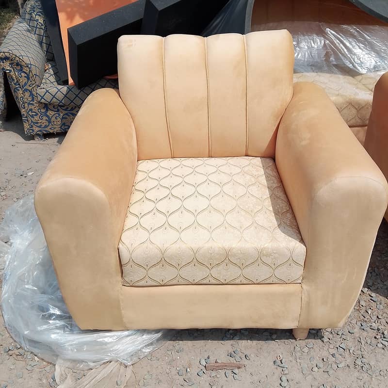 Muhammad sofa centre 1
