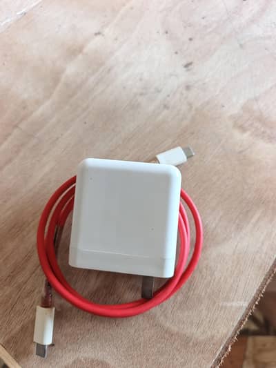 OnePlus 65W MAX Charger    type C to. C