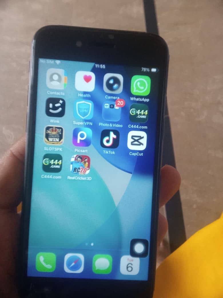 Apple iPhone SE 0