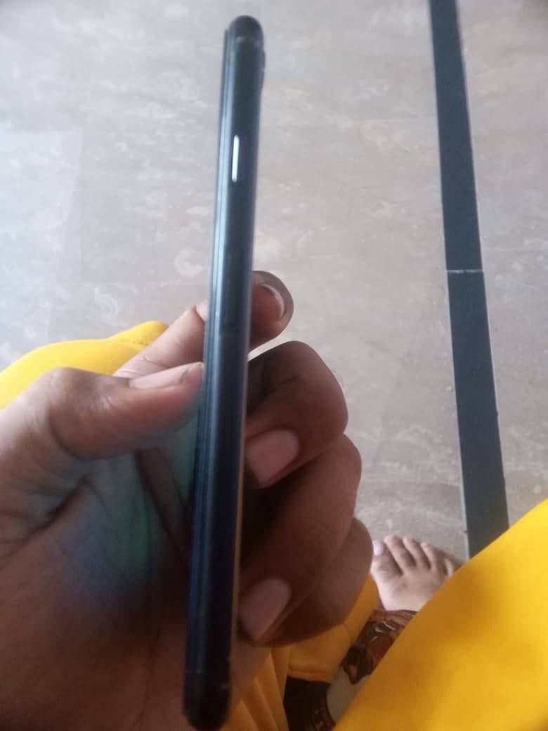 Apple iPhone SE 1