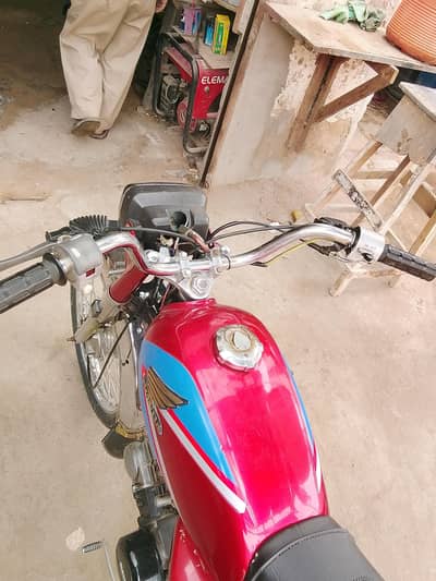 Honda full genien koi alter nhi he engine sirf 125 ka carpenter laga h