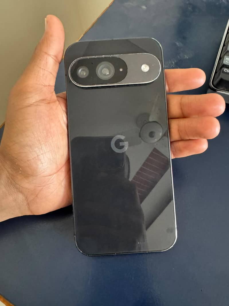Google Pixel 9 3