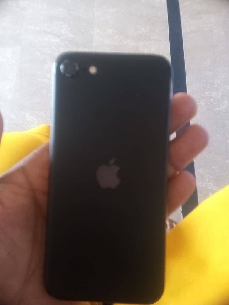 Apple iPhone SE 5