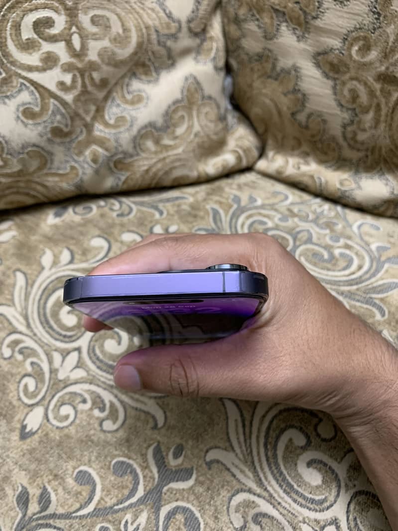 Apple iPhone 14 Pro 3