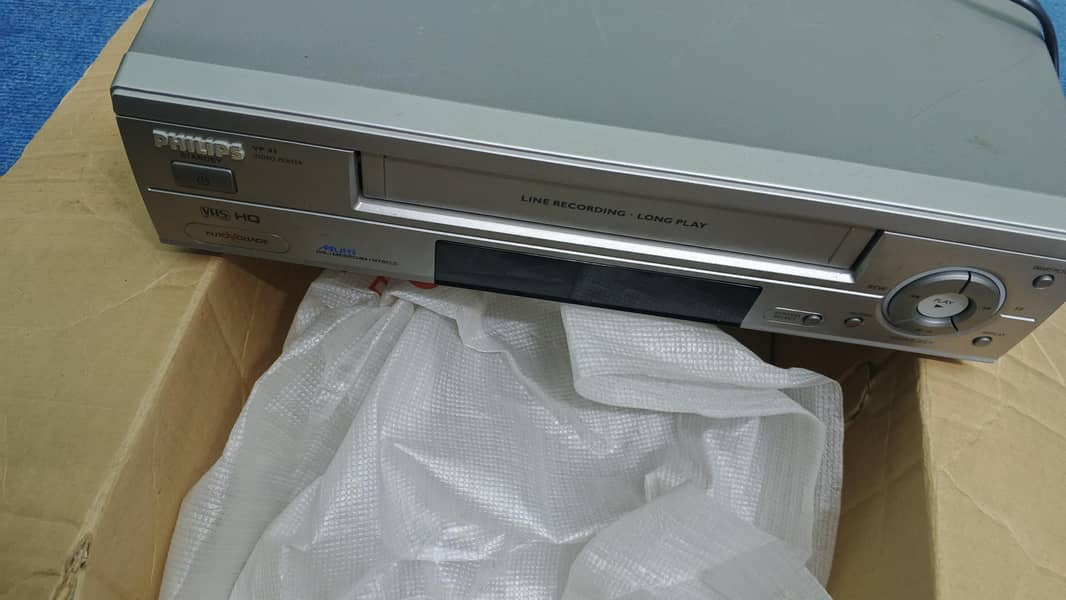 VCR player 0