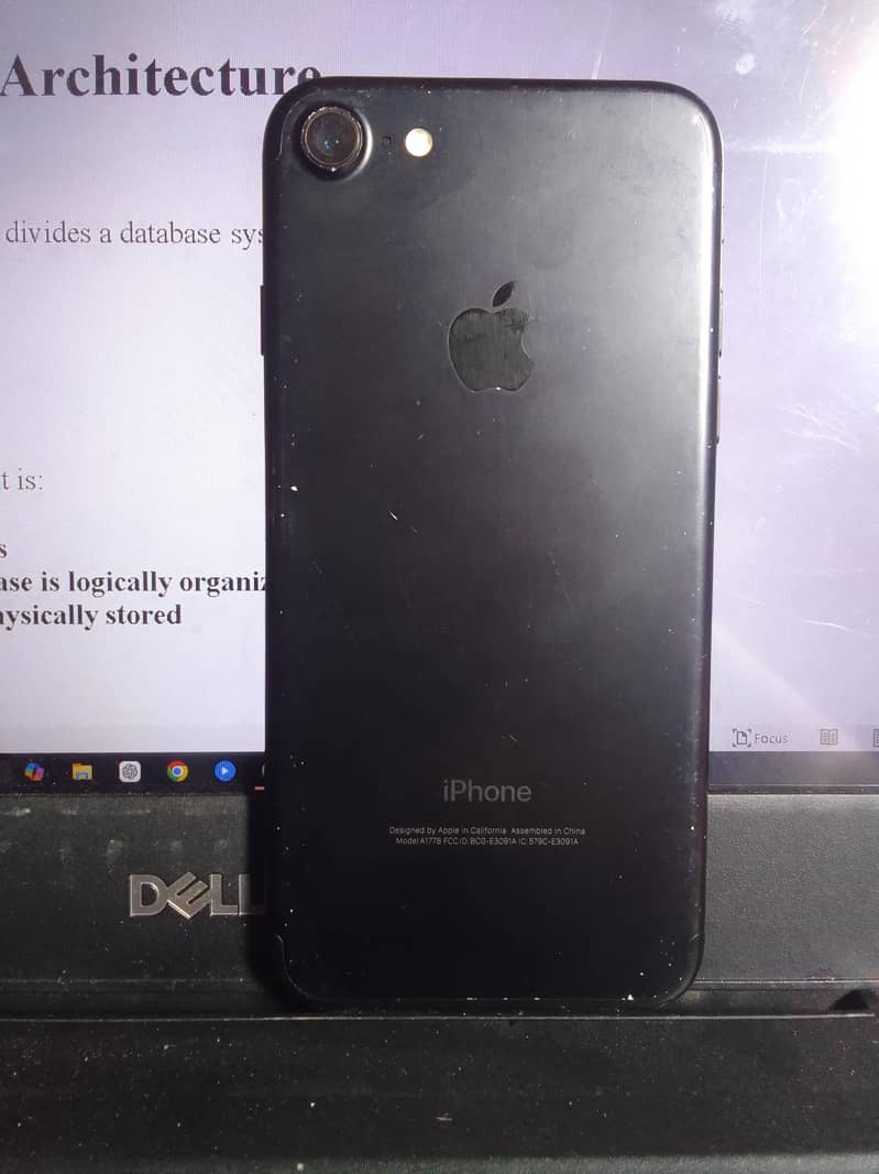 Apple iPhone 7 5