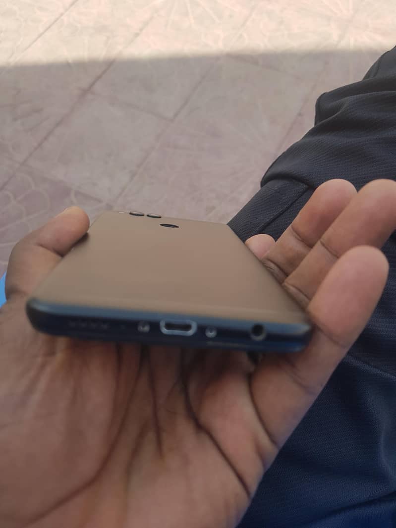 Huawei honor 7x 4