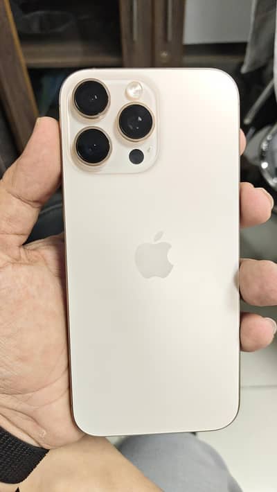 Apple iPhone 16 Pro Max