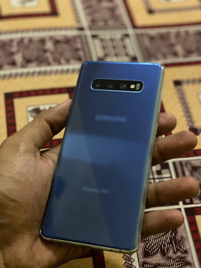 Samsung s10plus 7