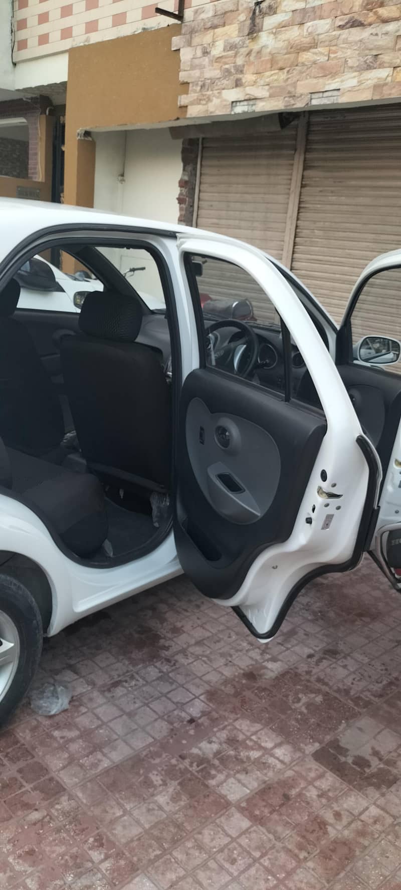 FAW V2 2019 18