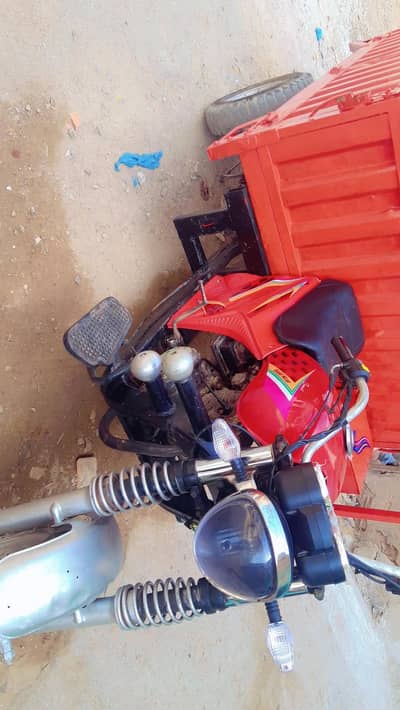 bilkll new condition me hai paiso ke zarort hai jabhi sell kr rha