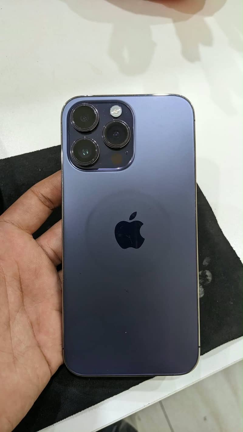 Apple iPhone 14 Pro Max 2