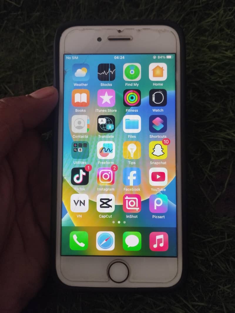 Apple iPhone 8 1